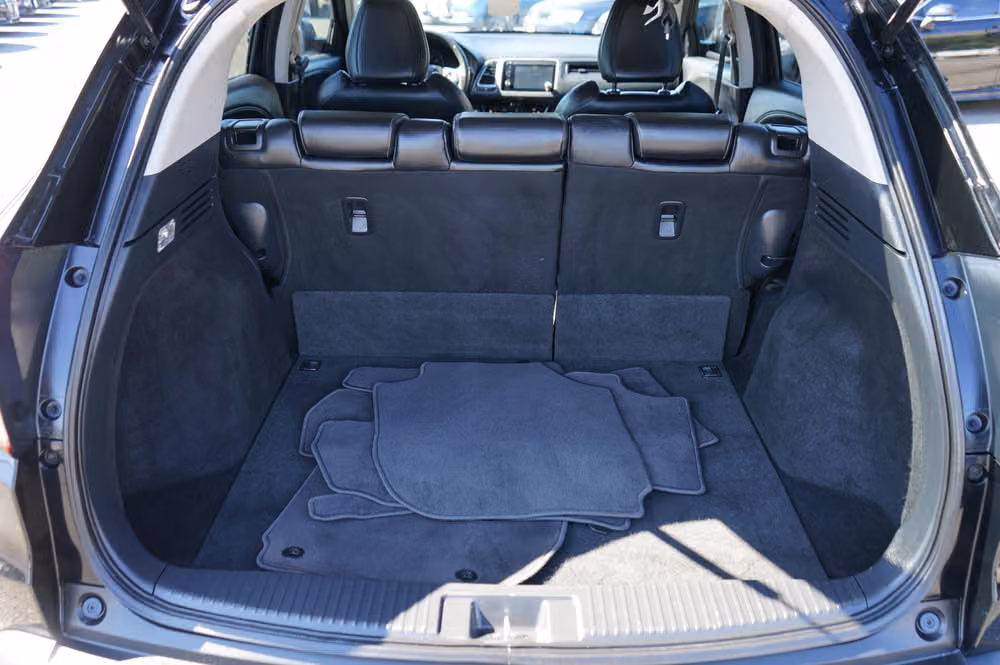 2021 Honda HR-V EX-L Crossover Image 10