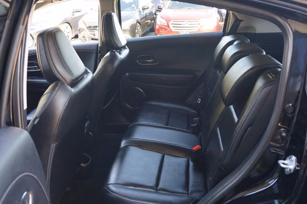 2021 Honda HR-V EX-L Crossover Image 15