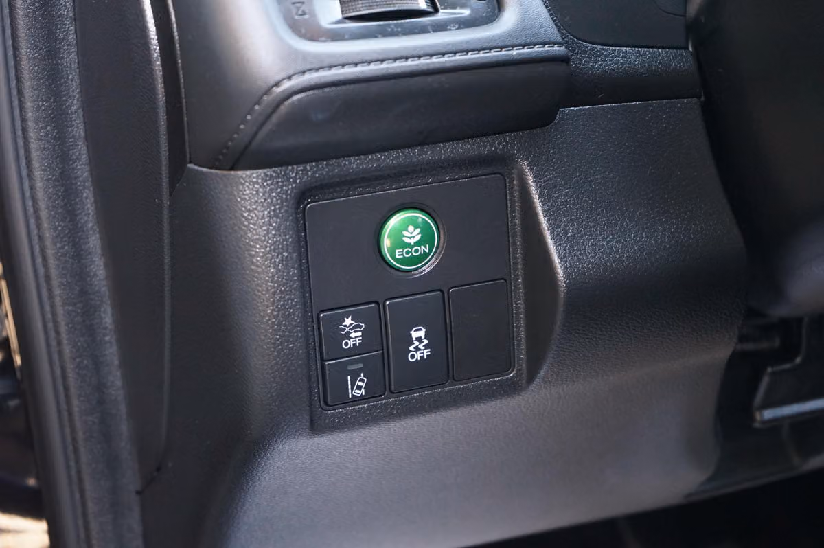 2021 Honda HR-V EX-L Crossover Image 11