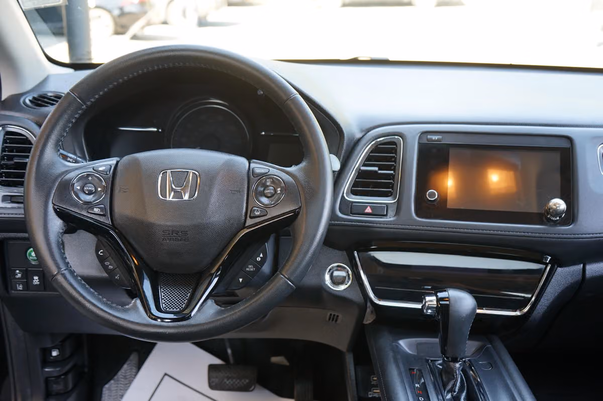 2021 Honda HR-V EX-L Crossover Image 16