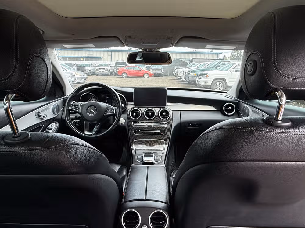 2015 Mercedes-Benz C-Class C 300 4MATIC Image 14