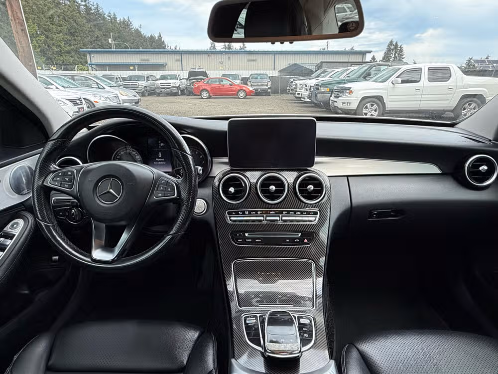 2015 Mercedes-Benz C-Class C 300 4MATIC Image 15