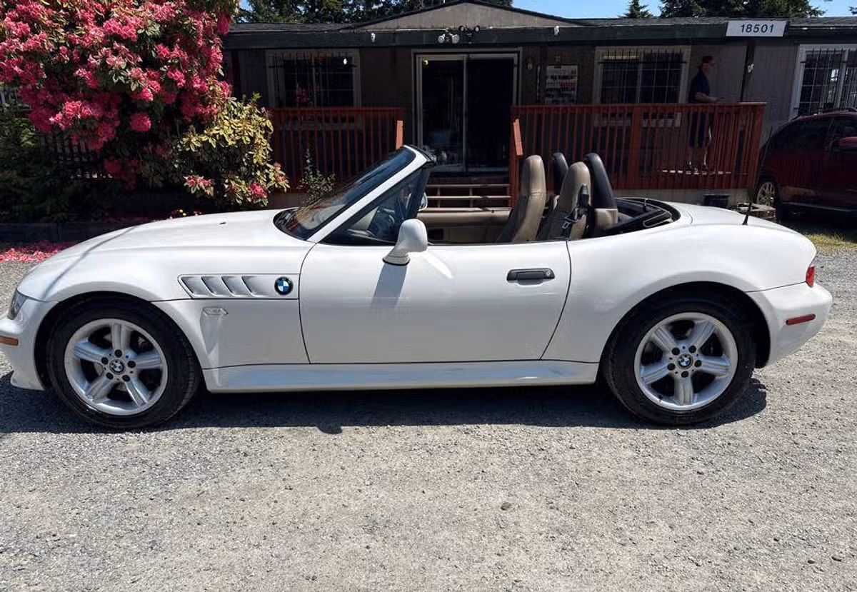 2000 BMW Z3 2.3 Image 3