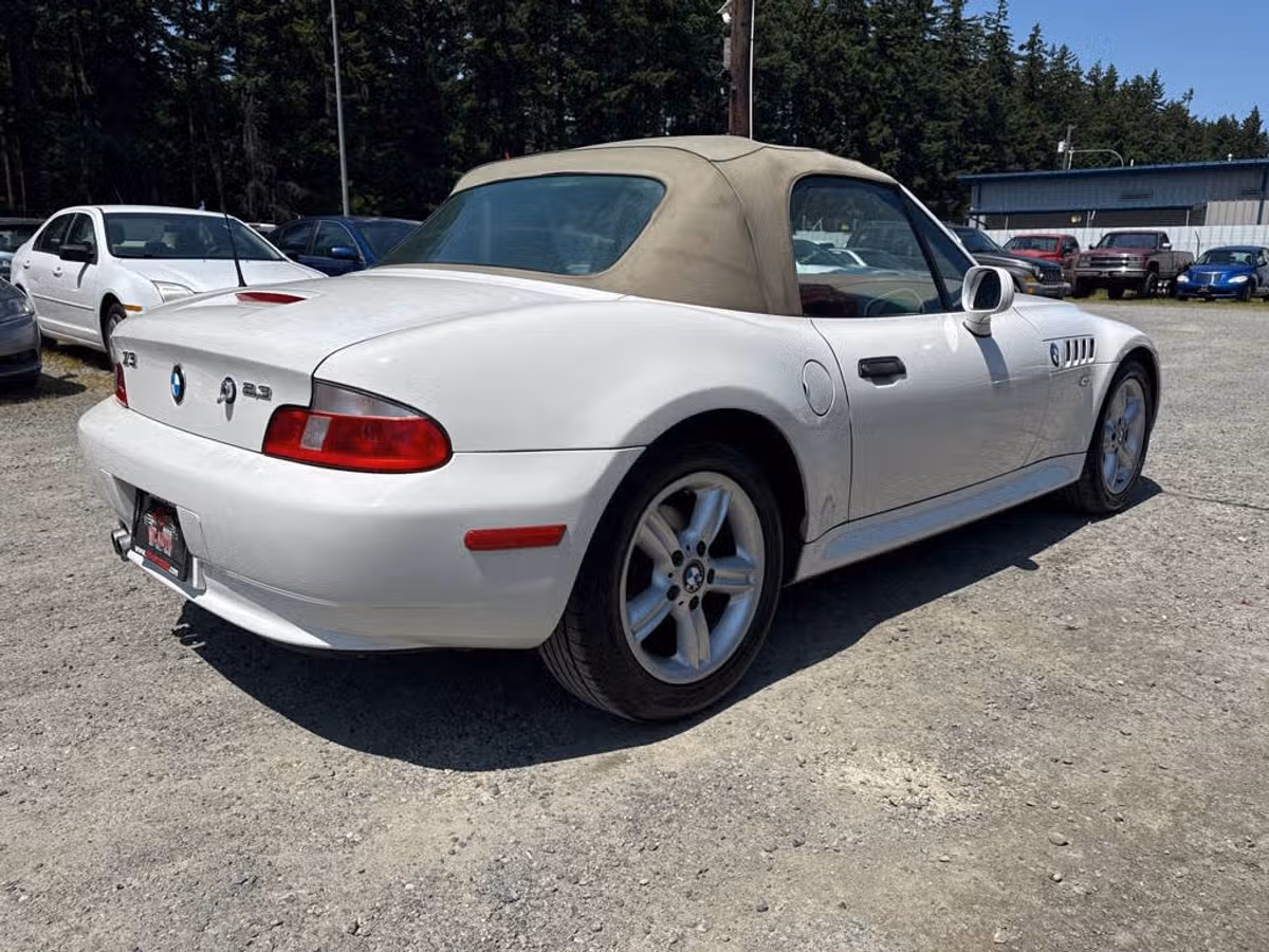 2000 BMW Z3 2.3 Image 10