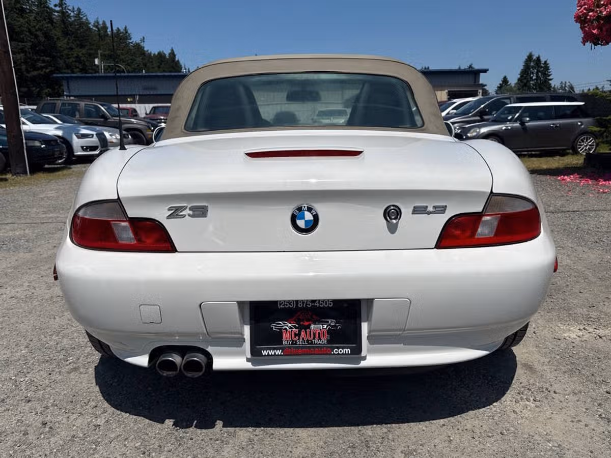 2000 BMW Z3 2.3 Image 9