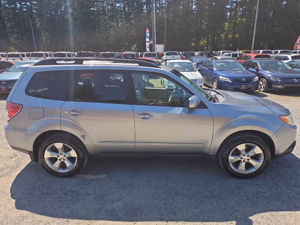 11530 - 2009 Subaru Forester 2.5 XT Crossover