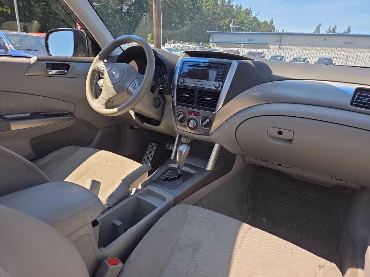 2009 Subaru Forester 2.5 XT Crossover Image 10