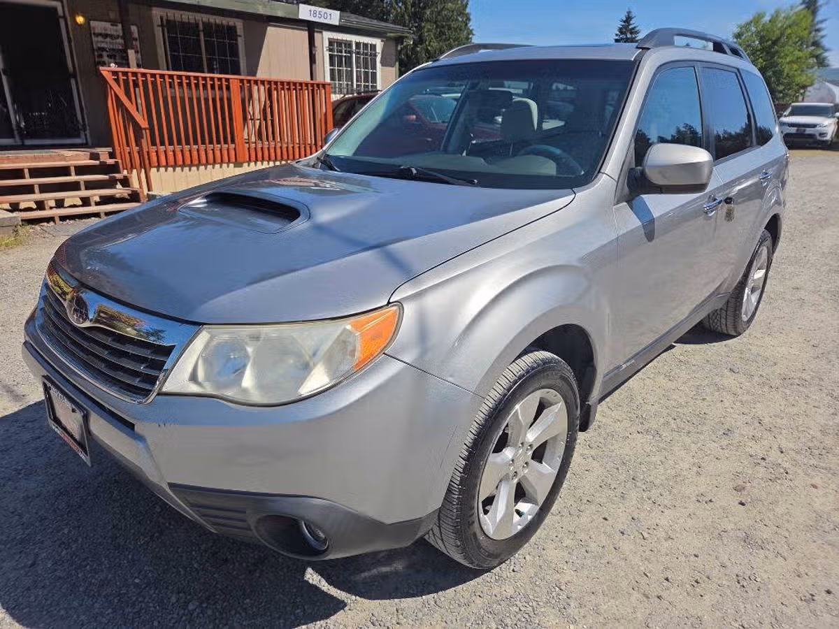 2009 Subaru Forester 2.5 XT Crossover Image 3