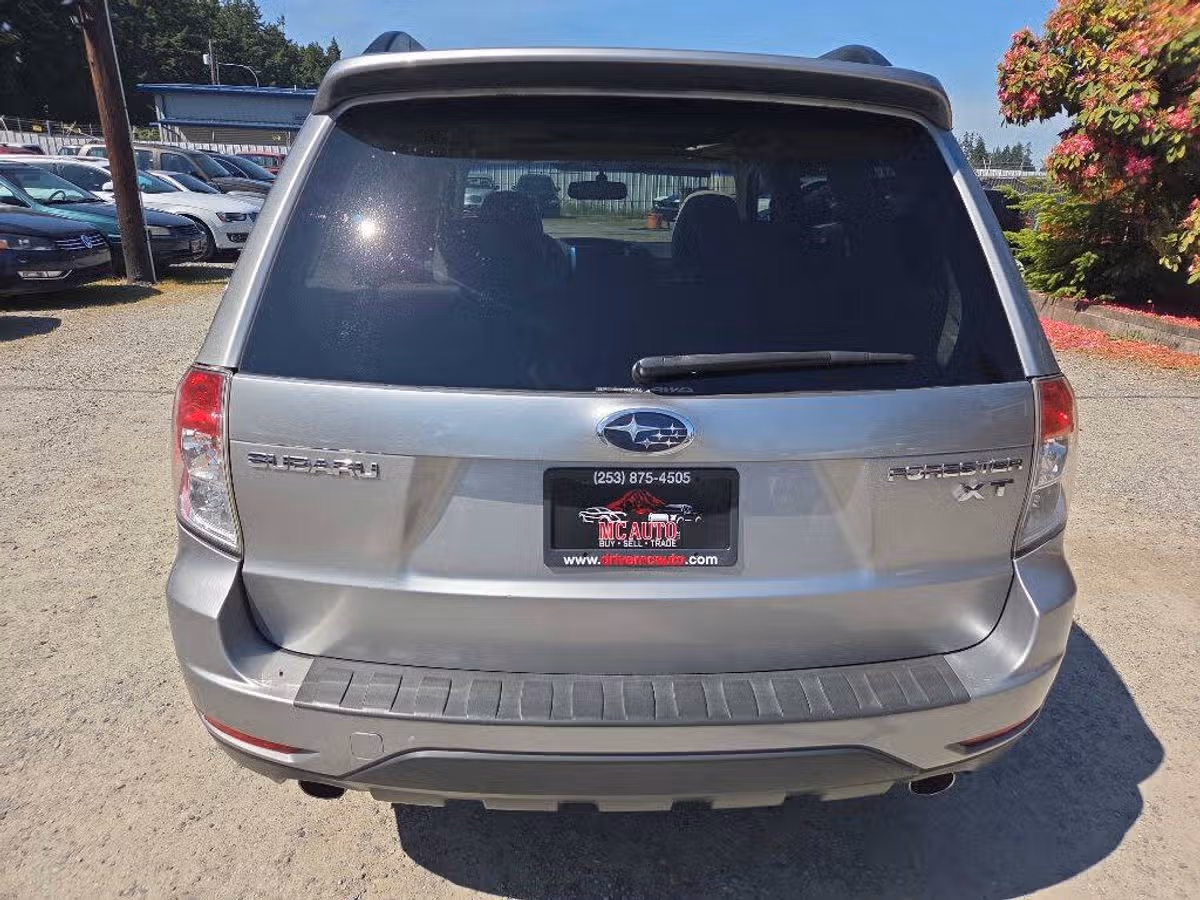 2009 Subaru Forester 2.5 XT Crossover Image 8