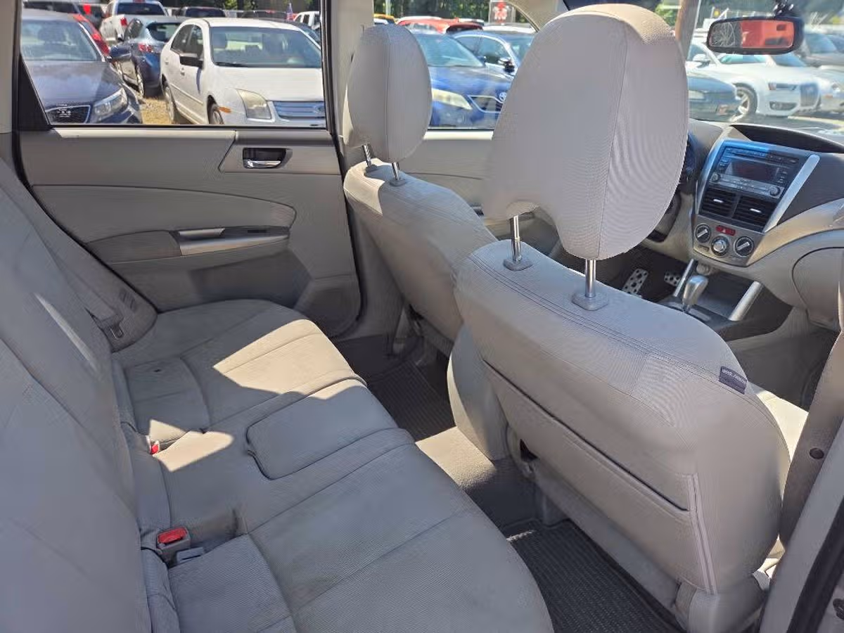 2009 Subaru Forester 2.5 XT Crossover Image 9