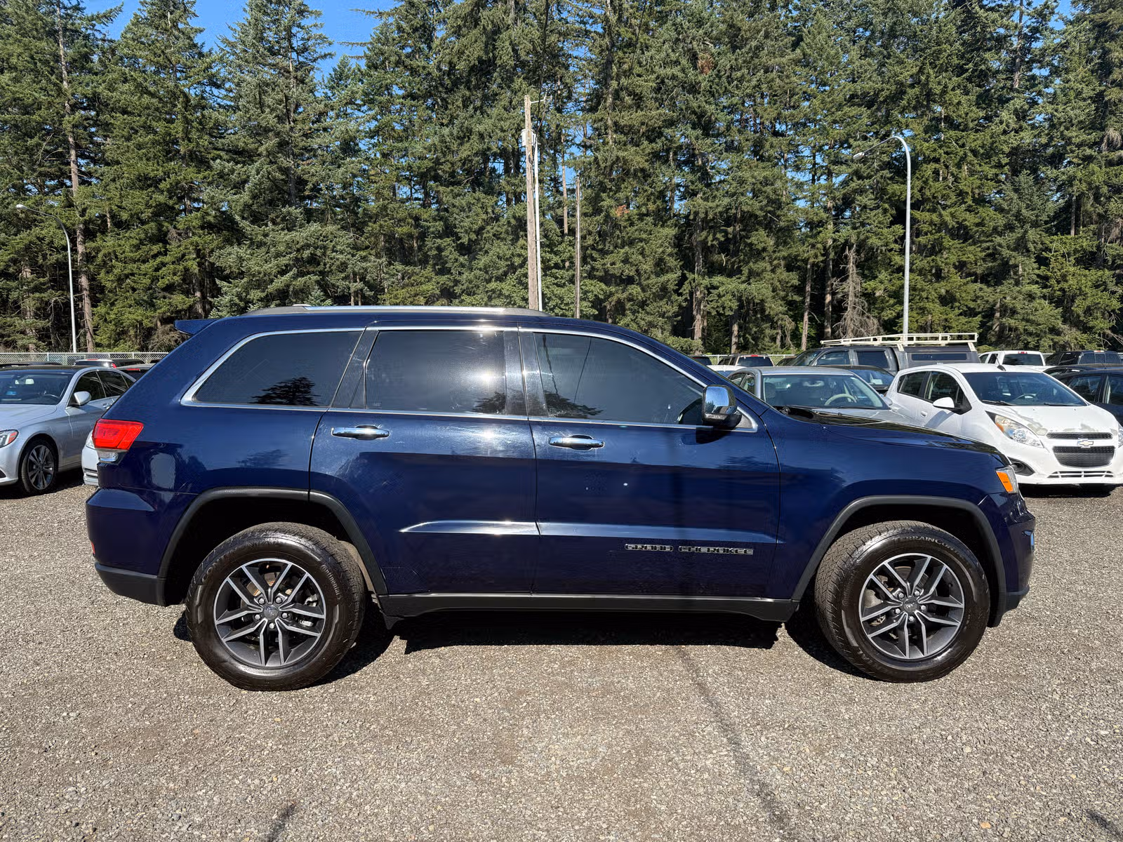 2018 Jeep Grand Cherokee Limited Upper Image 1