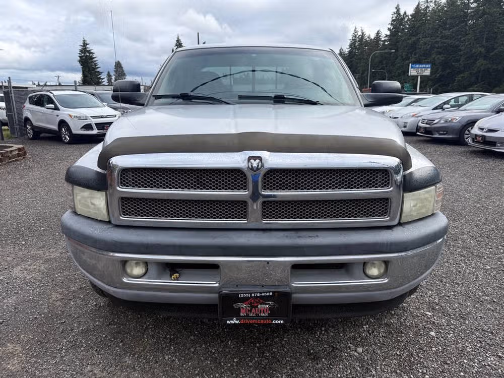 2001 Dodge Ram 2500 SLT Quad Cab Image 3