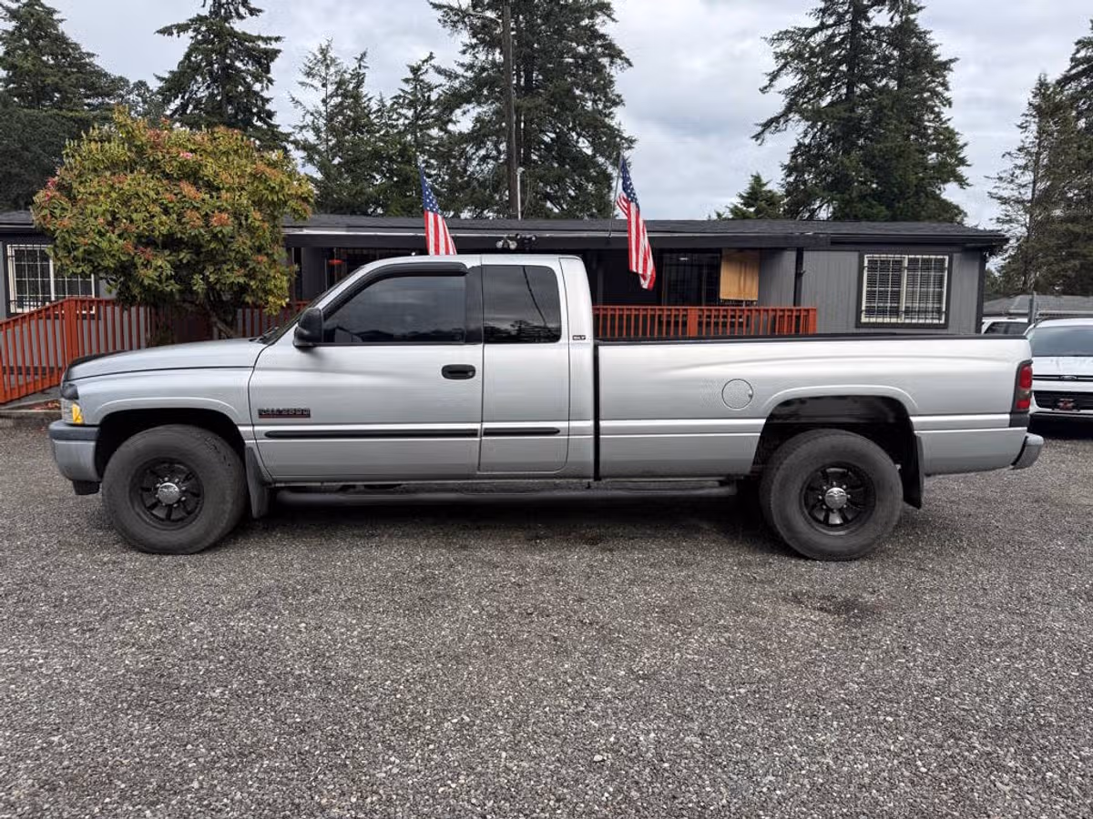 2001 Dodge Ram 2500 SLT Quad Cab Image 5