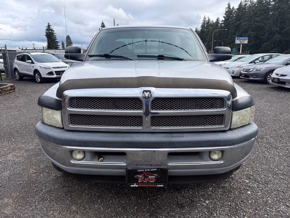 2001 Dodge Ram 2500 SLT Quad Cab Image 3