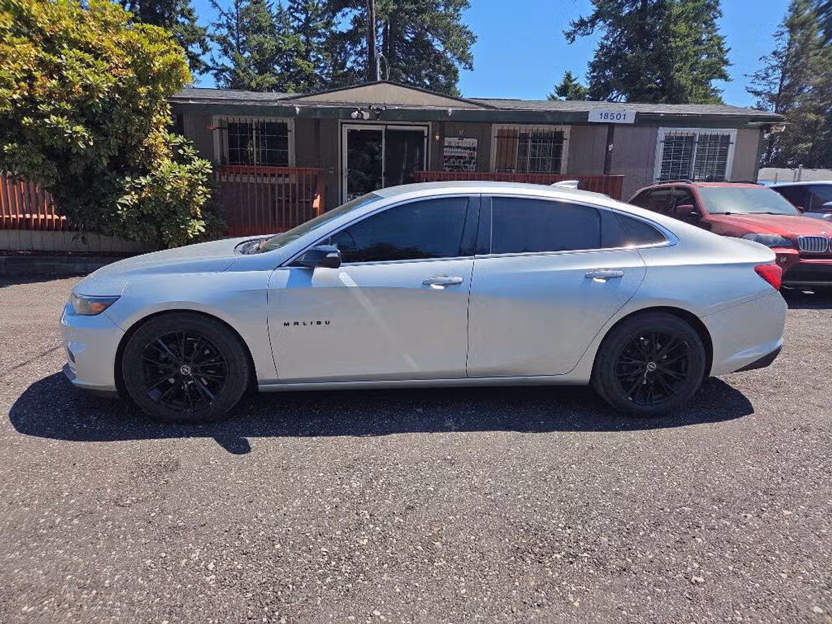 2018 Chevrolet Malibu LT Image 5