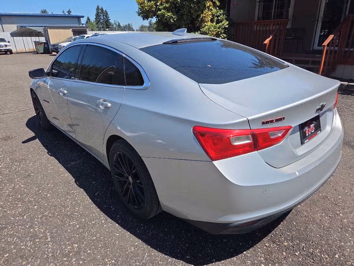 2018 Chevrolet Malibu LT Image 6