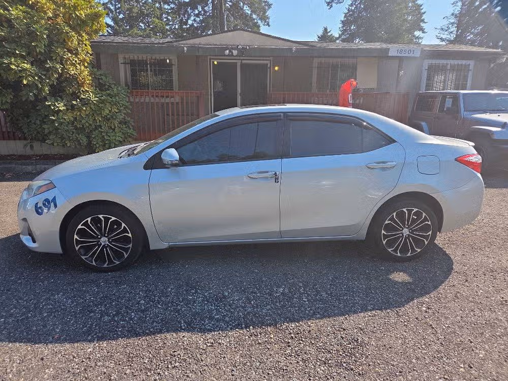 2014 Toyota Corolla L Image 5