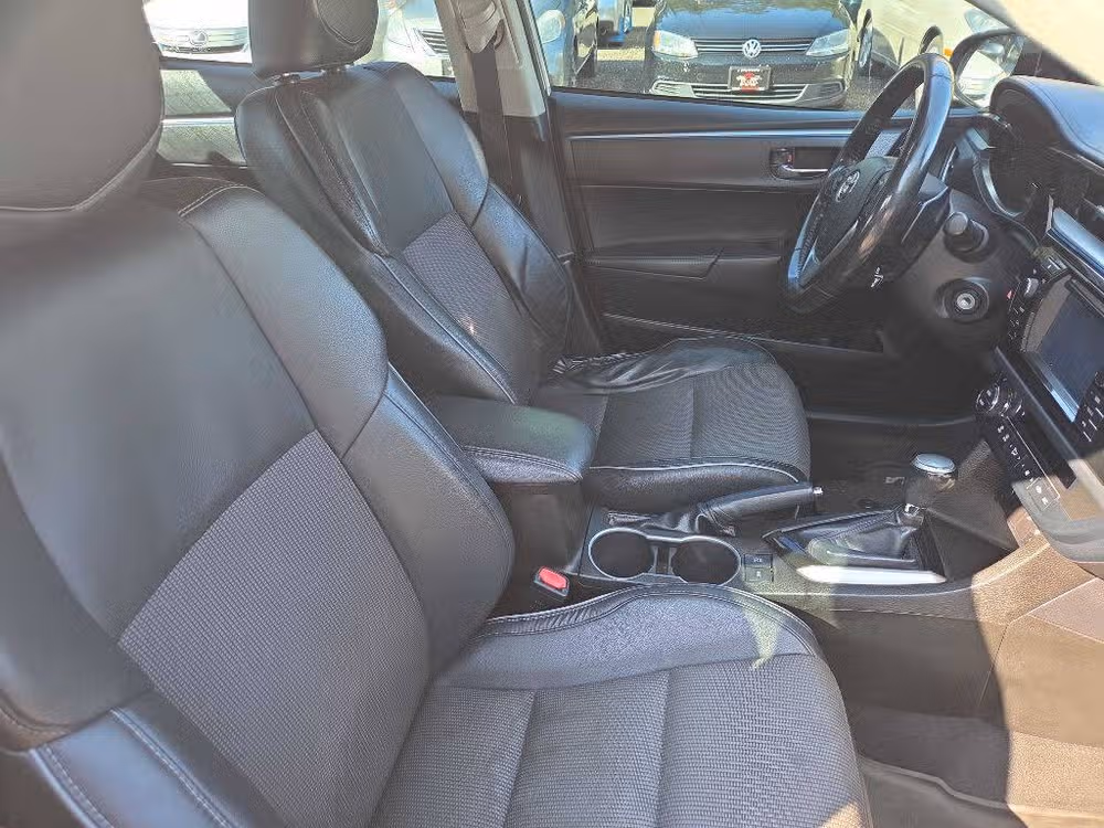 2014 Toyota Corolla L Image 9