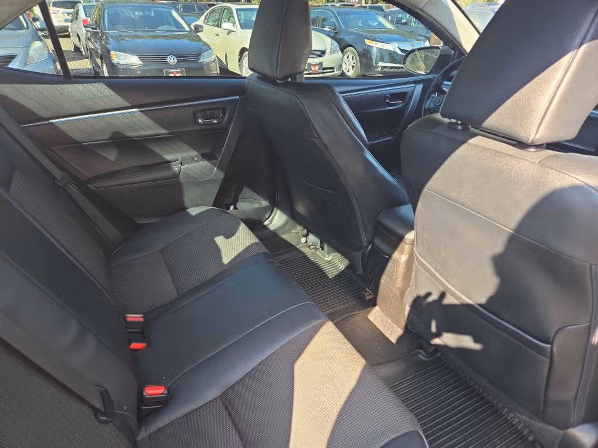 2014 Toyota Corolla L Image 8