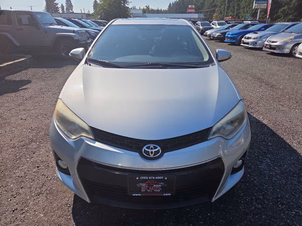 2014 Toyota Corolla L Image 2