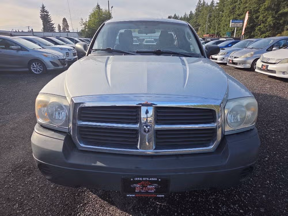 2006 Dodge Dakota ST Club Cab Image 4