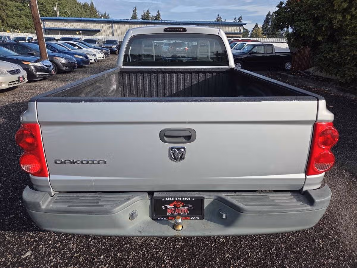2006 Dodge Dakota ST Club Cab Image 6