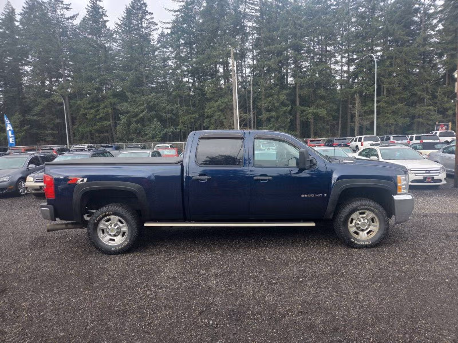 2009 Chevrolet Silverado 2500HD WORK TRUCK Crew Cab Upper Image 1