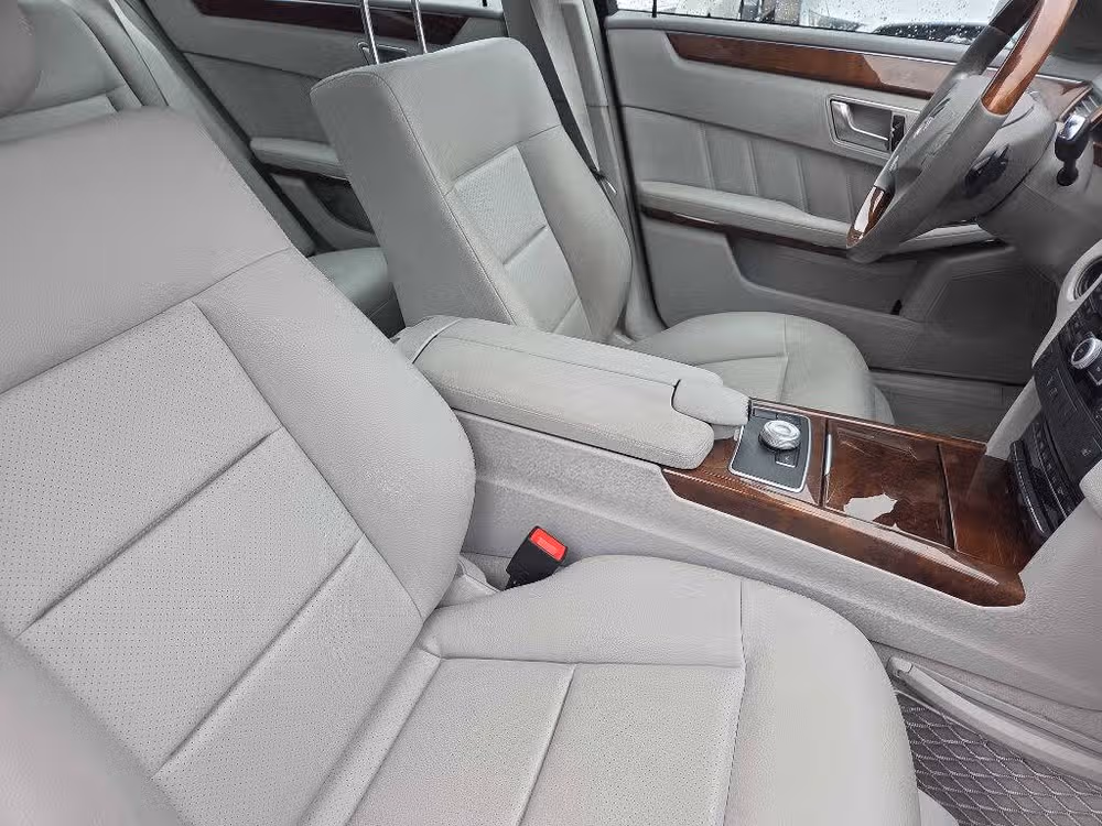 2012 Mercedes-Benz E-Class E 350 Luxury Image 11