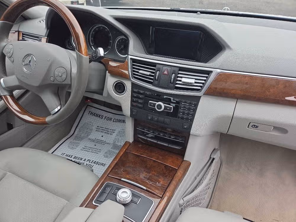 2012 Mercedes-Benz E-Class E 350 Luxury Image 12