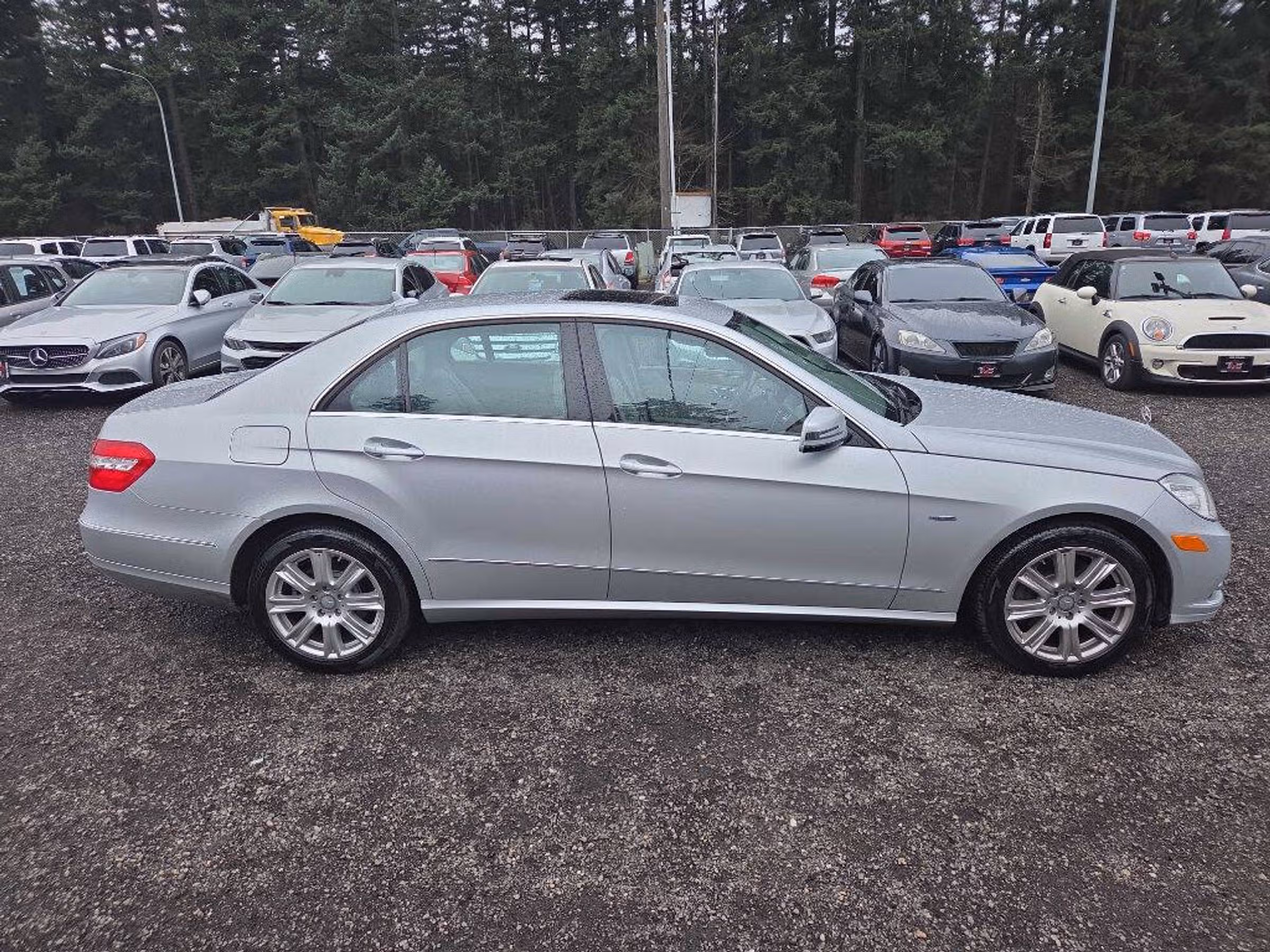 2012 Mercedes-Benz E-Class E 350 Luxury Image 1