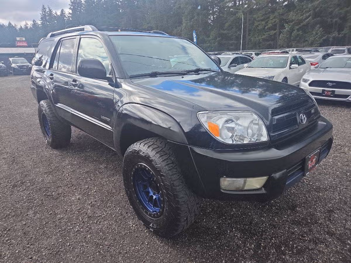 2004 Toyota 4Runner Limited Image 2