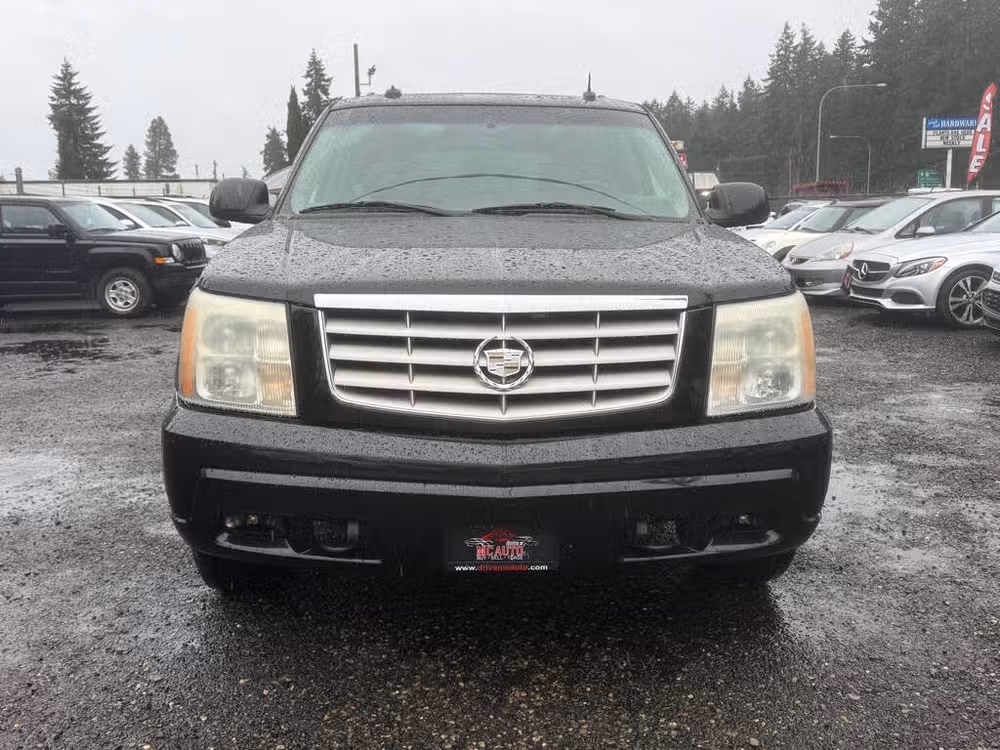 2003 Cadillac Escalade Base Image 3