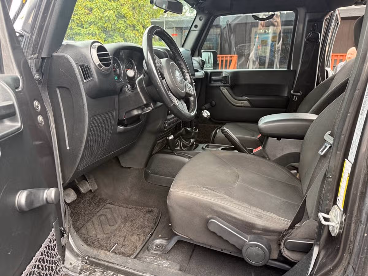 2018 Jeep Wrangler JK Unlimited Willys Wheeler Image 9