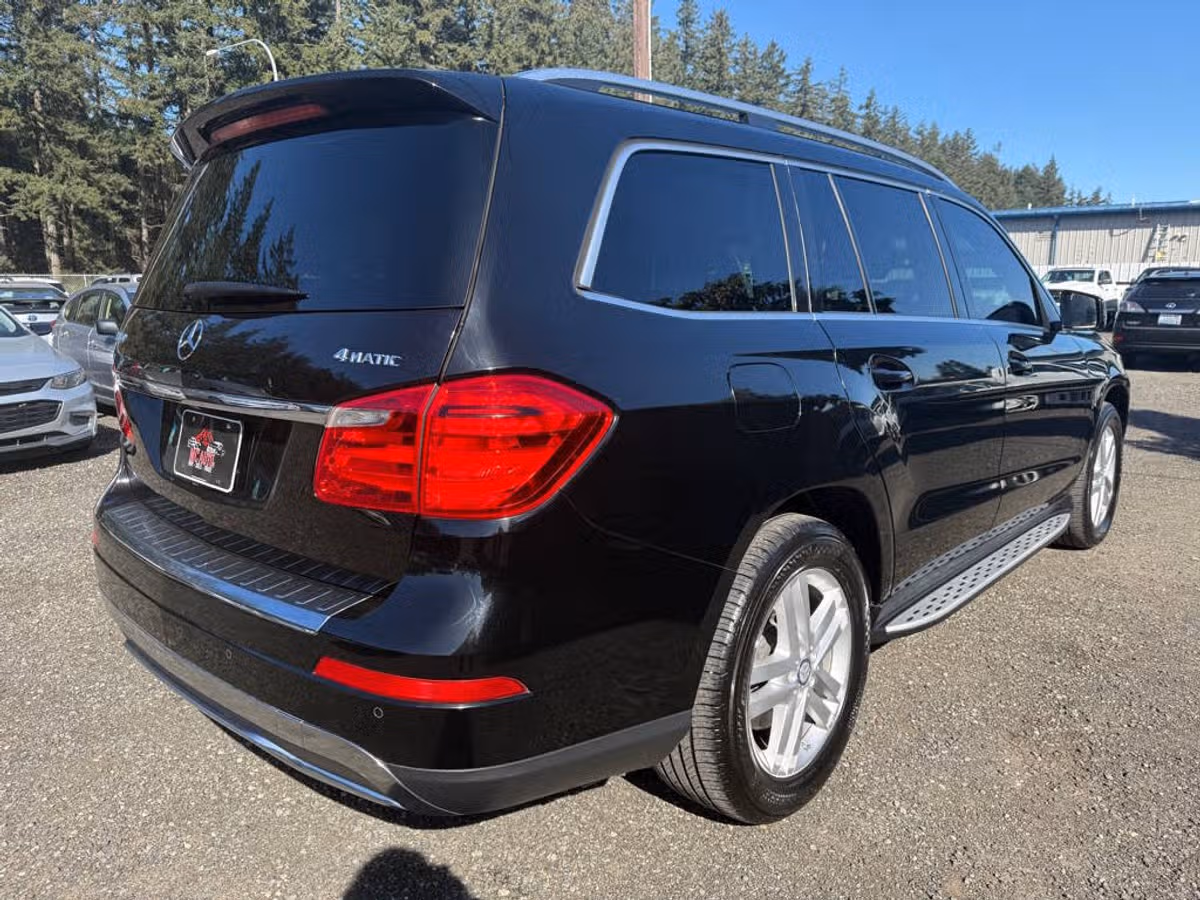 2013 Mercedes-Benz GL-Class GL 450 4MATIC Image 8