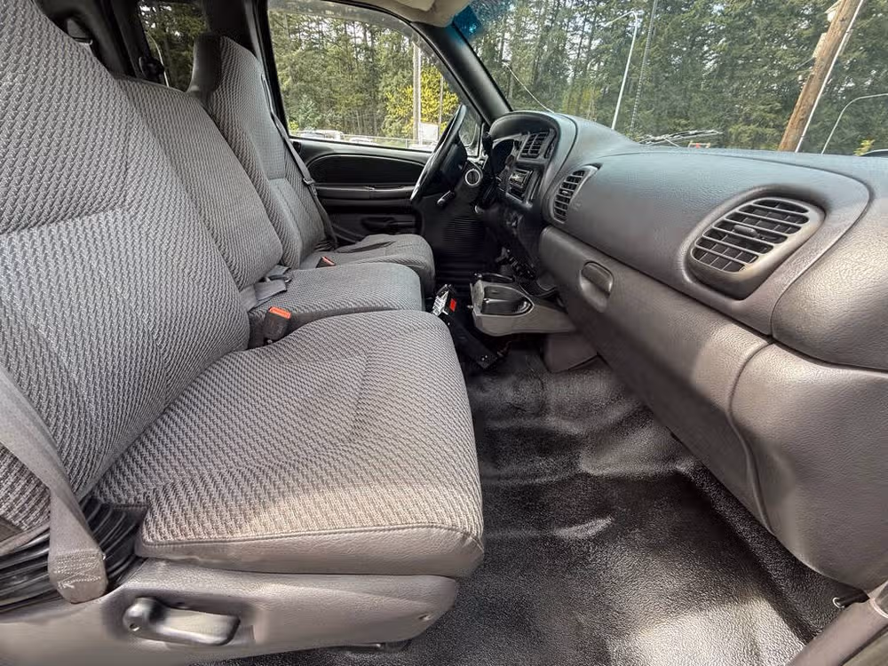 2001 Dodge Ram 2500 SLT Quad Cab Image 11