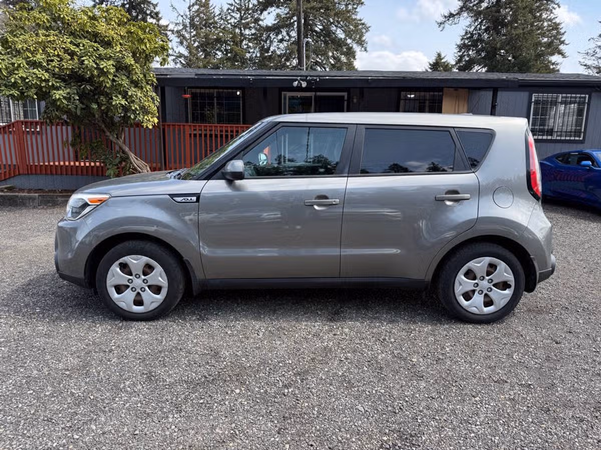 2015 Kia Soul Base Crossover Image 5