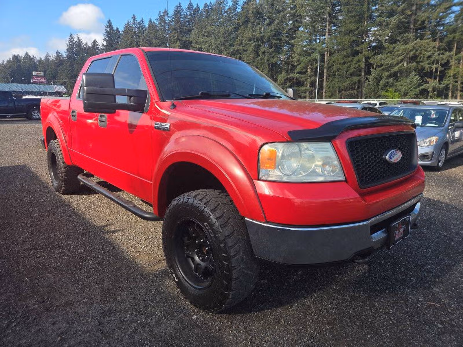 2006 Ford F-150 XLT SuperCrew Upper Image 2