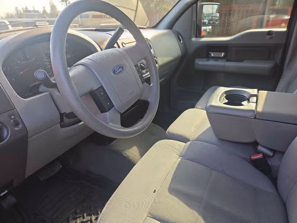 2006 Ford F-150 XLT SuperCrew Image 12