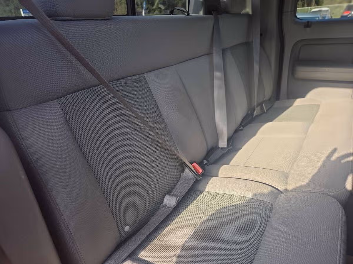 2006 Ford F-150 XLT SuperCrew Image 9