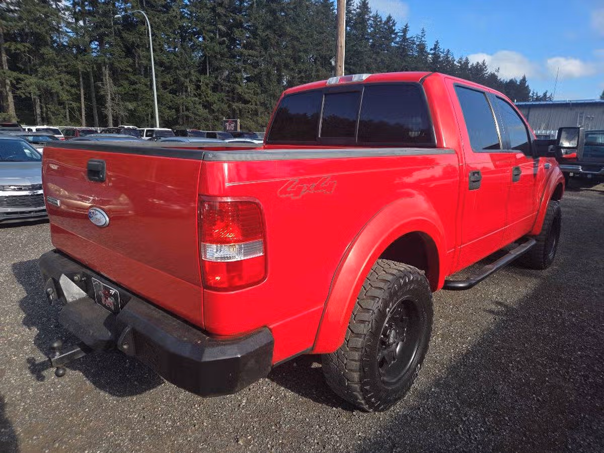 2006 Ford F-150 XLT SuperCrew Image 6