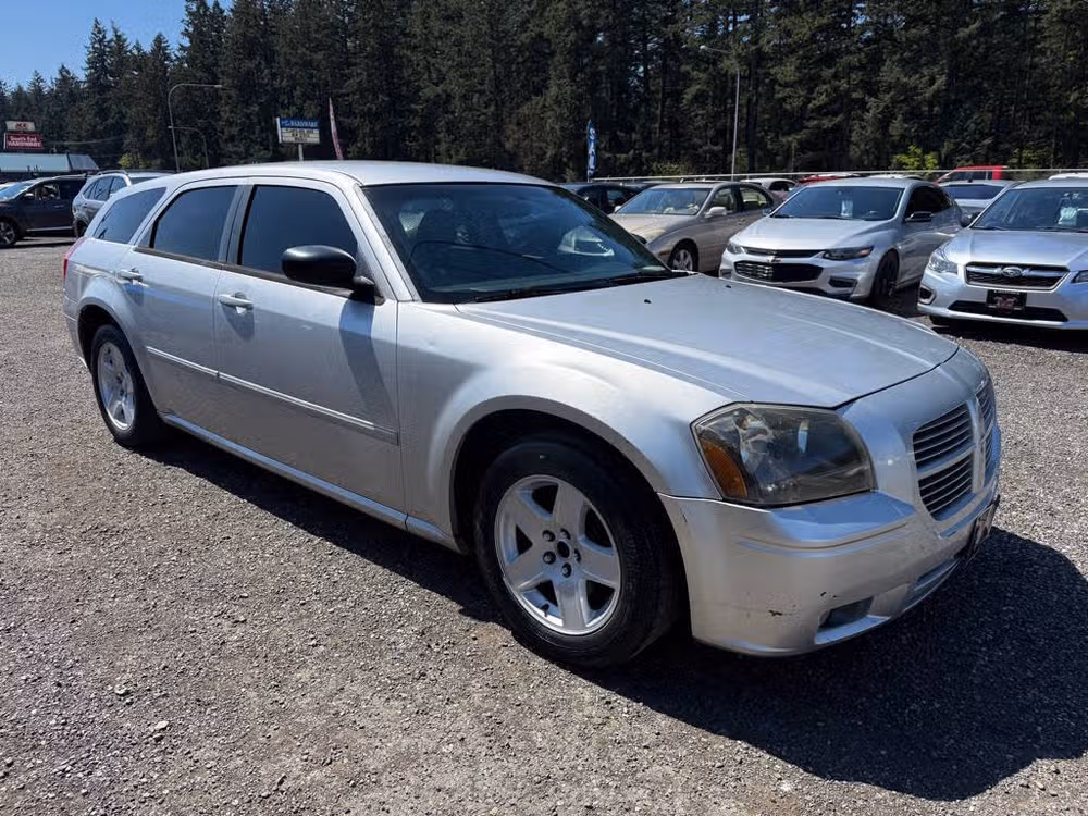 2007 Dodge Magnum SXT Image 2