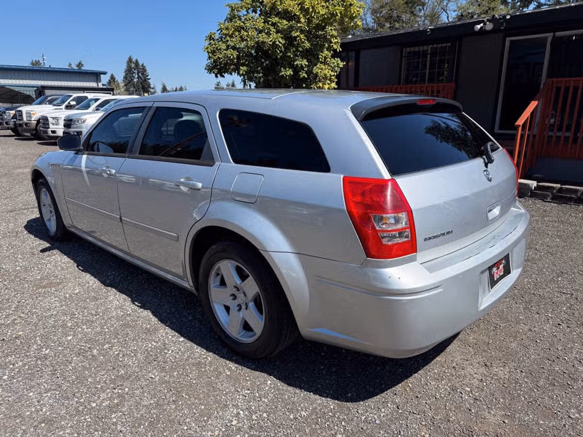 2007 Dodge Magnum SXT Image 6