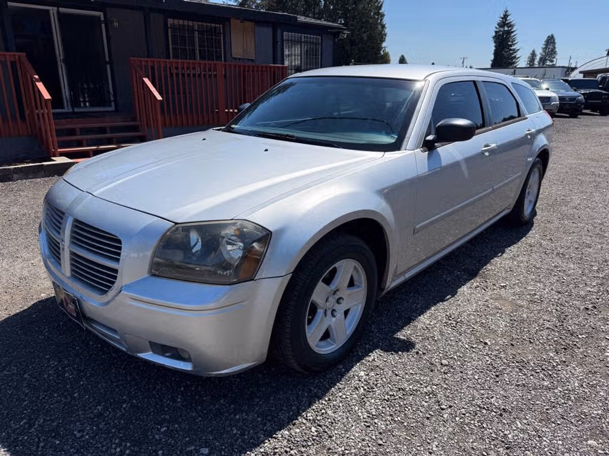 2007 Dodge Magnum SXT Image 4