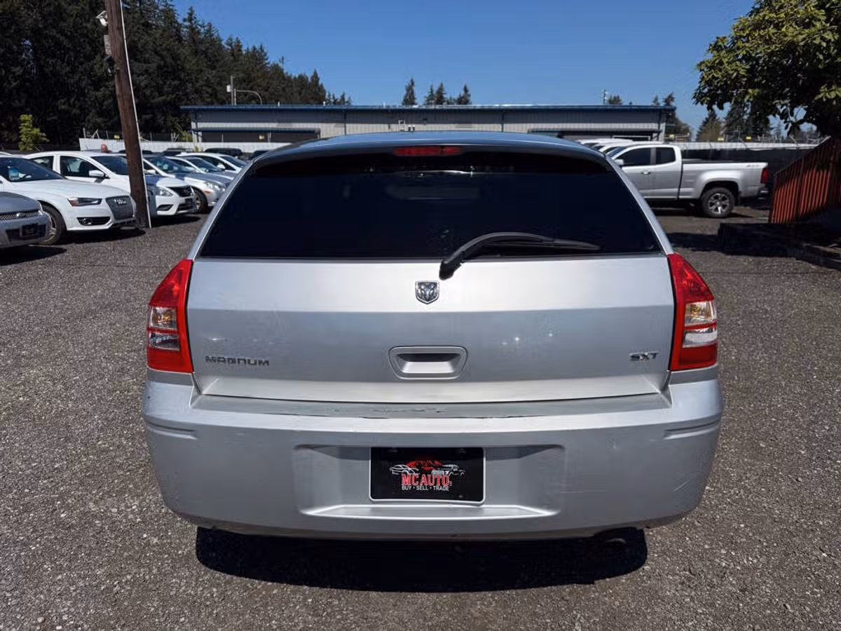 2007 Dodge Magnum SXT Image 7