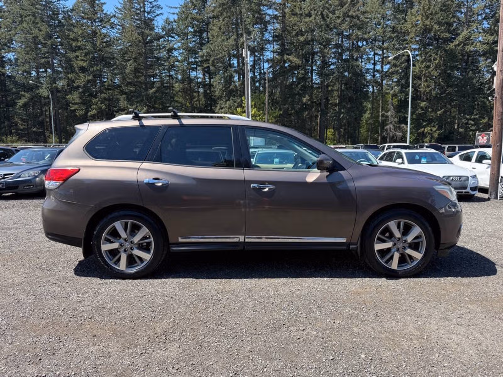 2015 Nissan Pathfinder S Upper Image 1