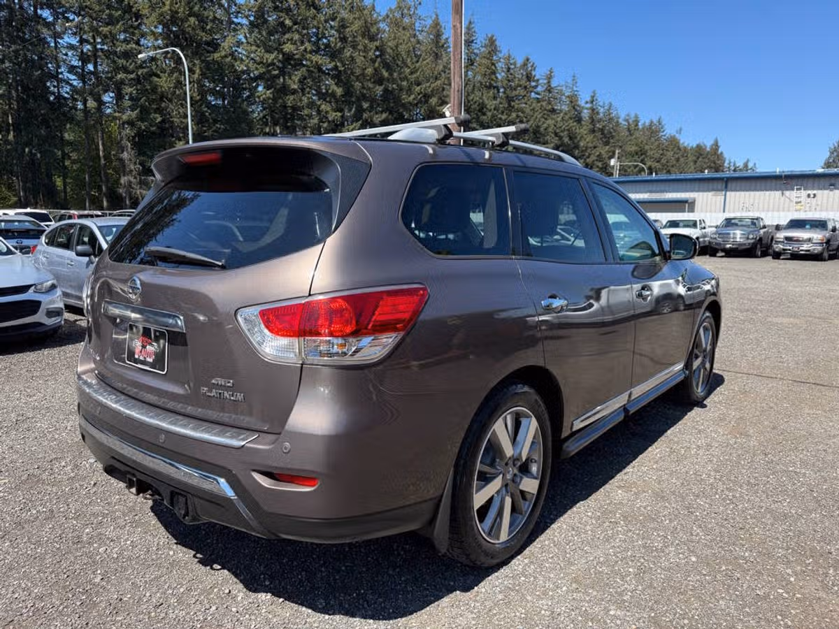 2015 Nissan Pathfinder S Image 8