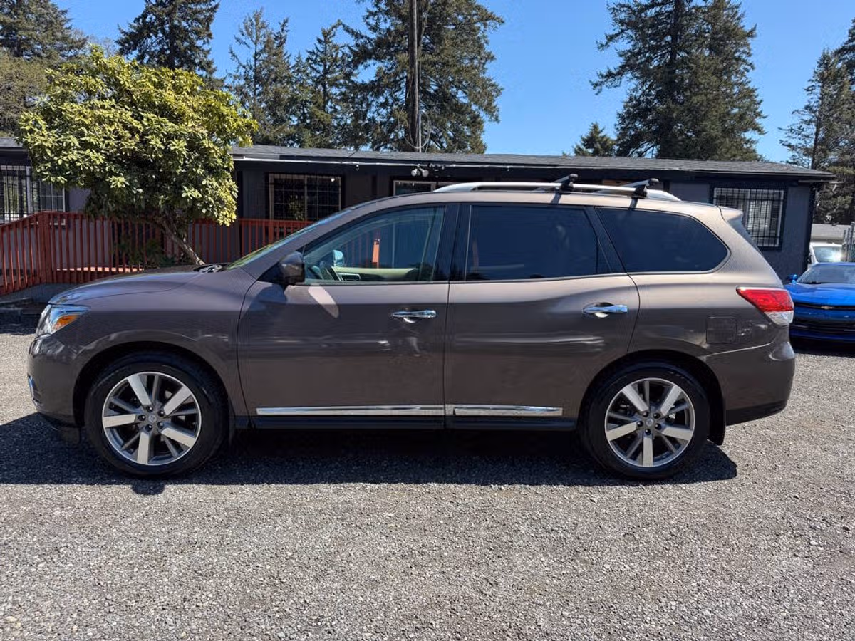 2015 Nissan Pathfinder S Image 5