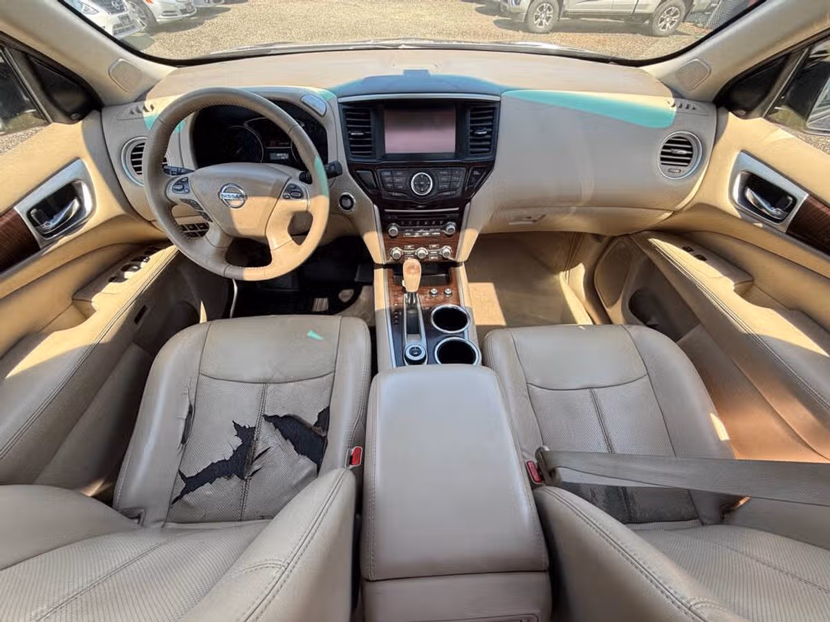 2015 Nissan Pathfinder S Image 15