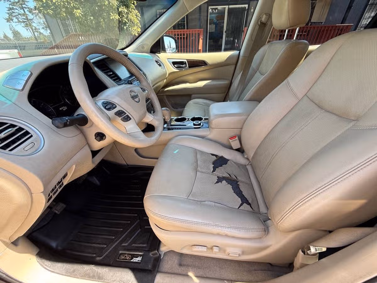 2015 Nissan Pathfinder S Image 9