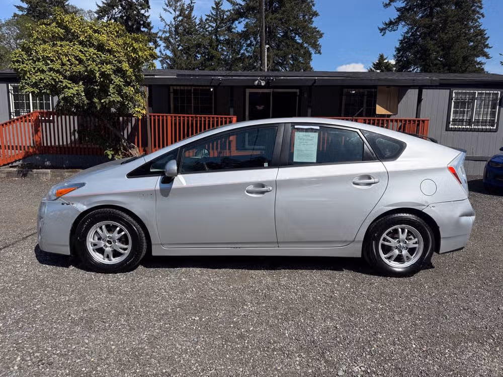 2010 Toyota Prius II Image 5